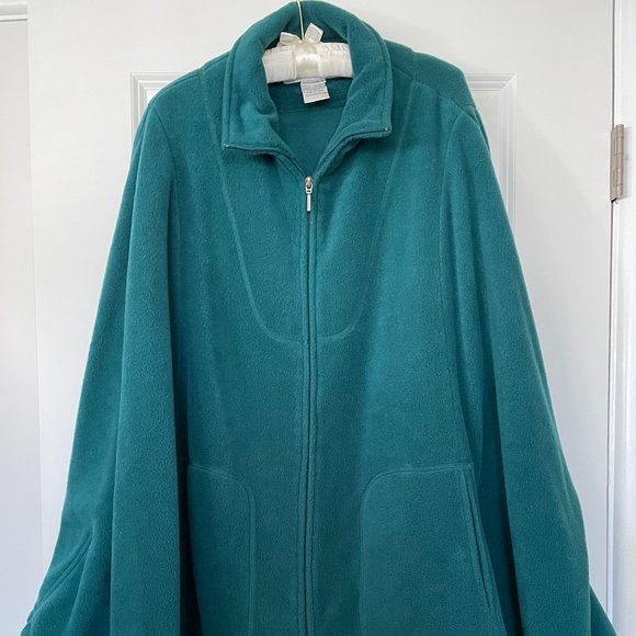 Women’s Cape/Poncho - Emerald Green - Picture 1 of 3